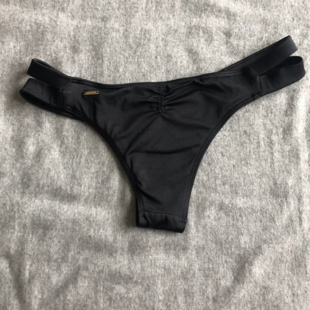 Victoria’s Secret bikini bottoms